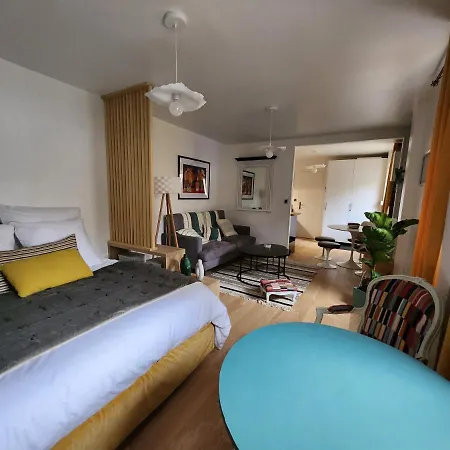 Le Domaine De Bachmay 4*