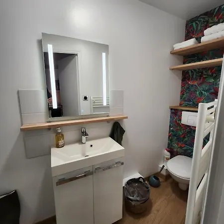 Le Domaine De Bachmay Λαβάλ