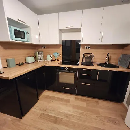 Le Domaine De Bachmay 4* Λαβάλ