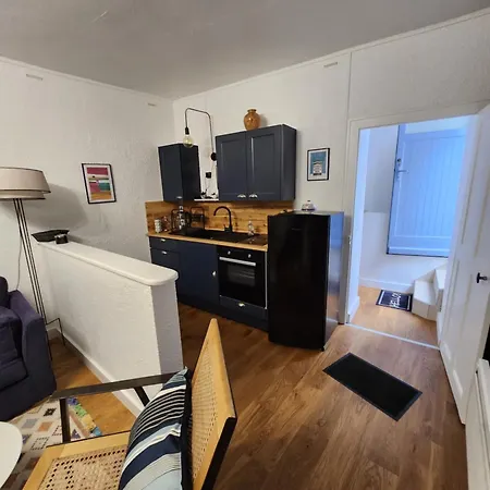 Le Domaine De Bachmay 4* Λαβάλ