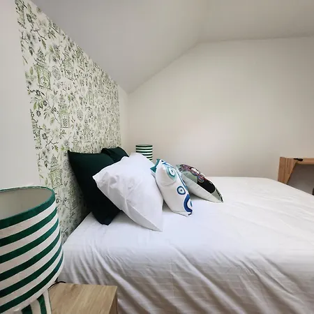 Le Domaine De Bachmay 4* Λαβάλ