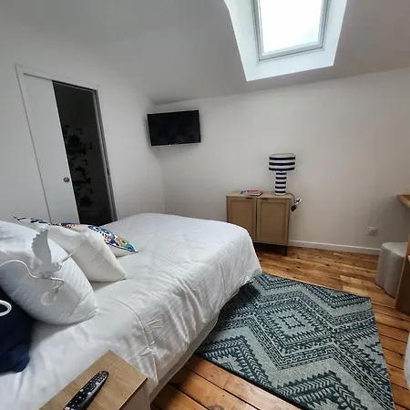 Le Domaine De Bachmay Penzion Laval (Mayenne)