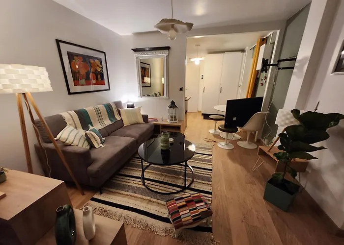 Le Domaine De Bachmay 라발