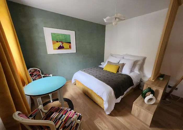 Le Domaine De Bachmay Penzion Laval (Mayenne)