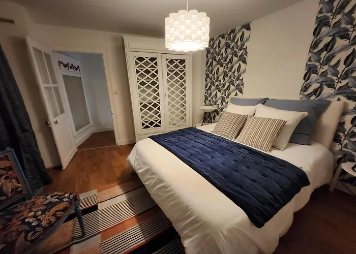 Penzion Le Domaine De Bachmay Laval (Mayenne)