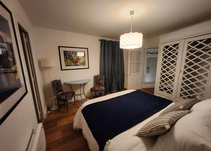 Le Domaine De Bachmay Laval (Mayenne)