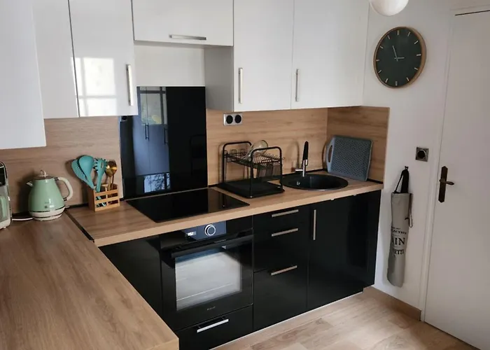 Le Domaine De Bachmay Penzion