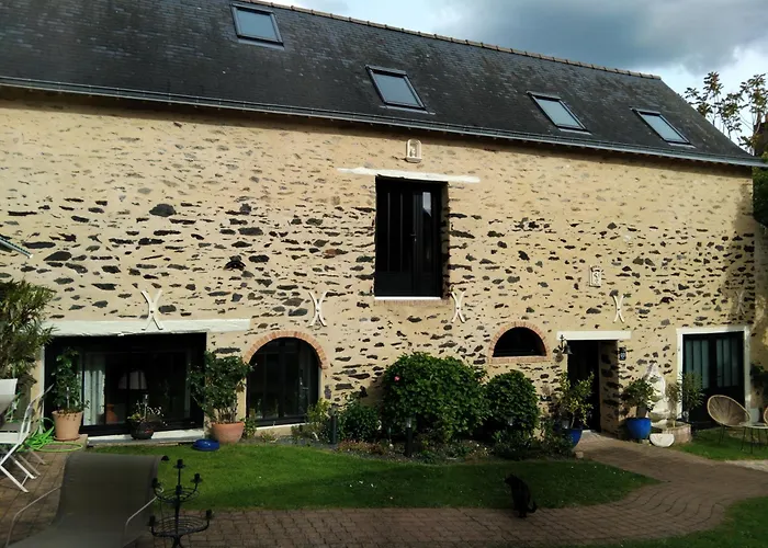 게스트하우스 Le Domaine De Bachmay