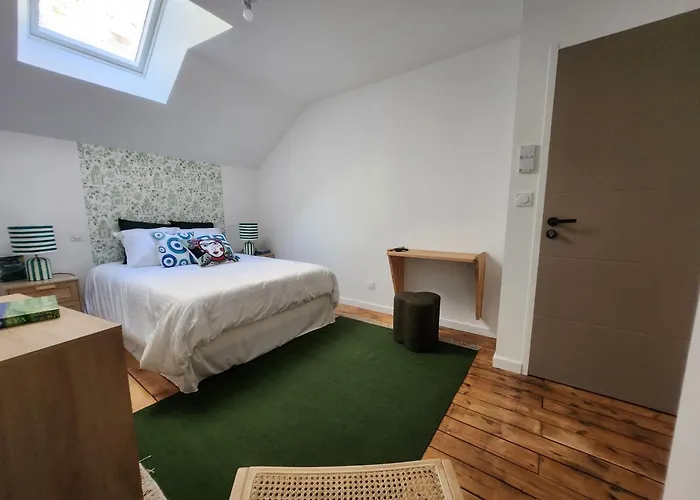 Le Domaine De Bachmay Penzion Laval (Mayenne)