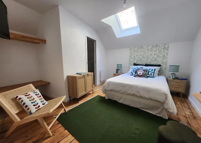 Le Domaine De Bachmay 4*