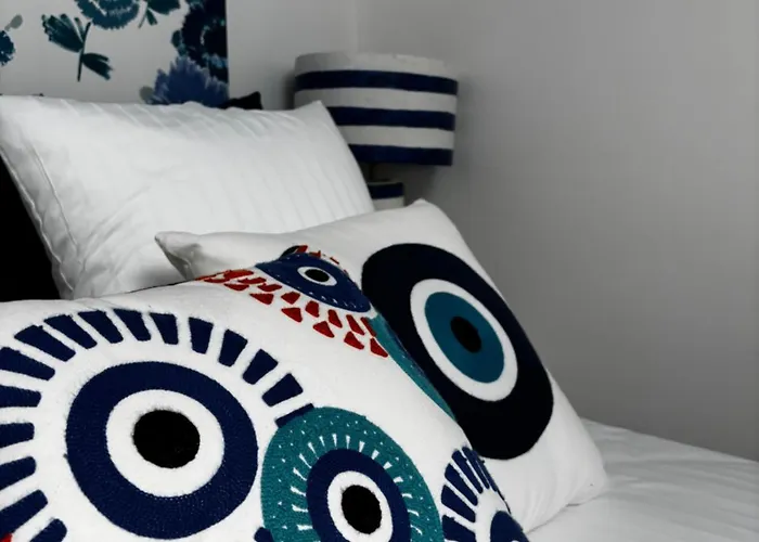 Penzion Le Domaine De Bachmay Laval (Mayenne)